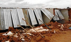 Las necesidades urgentes se concretan en todo tipo de alimentos no perecederos. 