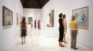 El turismo cultural es una fuente generadora de riqueza. En este caso, turistas visitando el Museo Picasso Málaga. / Foto: http://www.xn--espaaescultura-tnb.es/