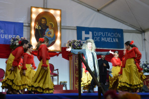 La directora de la Escuela Municipal de Baile Flamenco Leonor Rebollo, en escena.