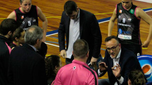 Gabriel Carrasco, entrenador del CB Conquero Huelva Wagen. / Foto: www.cbconquero.es.