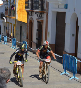 Un momento del tramo final de la carrera. / Foto: Escobar.