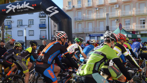 Algunos de los mejores bikers del panorama andaluz estuvieron en la prueba de Bollullos. / Foto: Escobar.