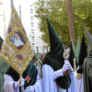 Santa Ángela de la Cruz, siempre presente en la Hermandad de la Esperanza