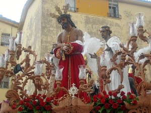 Hay varios puntos recomendables para ver esta procesión.