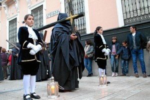 Una cofradía que destaca por su sobriedad y elegancia.