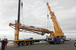 El nuevo brazo agilizará las operaciones de carga y mejorará la seguridad en las maniobras de carga.