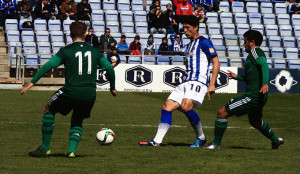 Jesús Vázquez fue una de las novedades en el once del Recreativo. / Foto: Josele Ruiz.