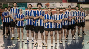 El Recre IES La Orden, con todo su arsenal dispuesto para la ida de la final de la Liga de bádminton.