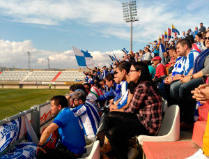 Un aspecto de la grada donde se ubicaron los seguidores del Recre. / Foto: @recreoficial.