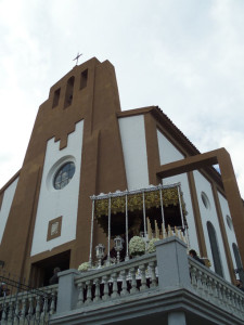 Salida de la Virgen de Valle de la iglesia de San Sebastián.