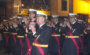 La Banda de León se ha estrenado en la Semana Santa onubense.