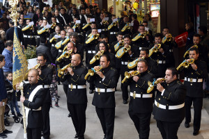 La banda apuesta por el estilo clásico incluso en detalles como su uniforme