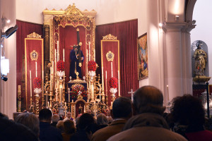 Nuestro Padre Jesús Nazareno preside el altar mayor de la Concepción
