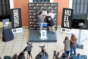 El acto se ha celebrado en la Casa Colón de Huelva.