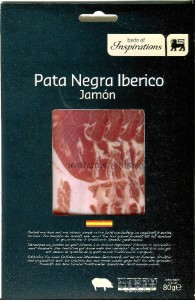 Ejemplo de estuche de falso jamón "pata negra" vendido en Bélgica por la firma Delhaize.