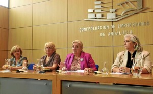 En un acto como presidenta de AME Huelva.