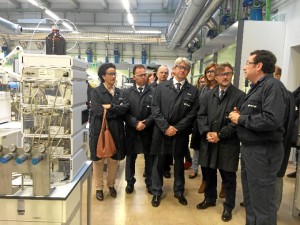 Momento de la inauguración de los nuevos laboratorios de Cepsa.