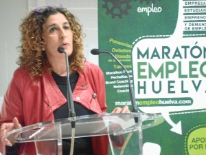 Lola Pelayo presentó el maratón de empleo en un acto celebrado en la noche de este lunes 25 de abril.