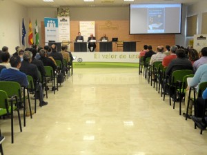 El encuentro se ha celebrad en la sede de la cooperativa Oleoestepa.