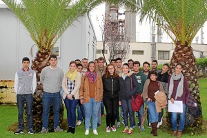 Los alumnos realizarán sus prácticas en diferentes unidades de la Refinería La Rábida.