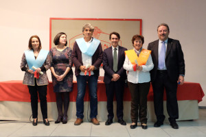 Los alumnos recibieron sus distinciones.