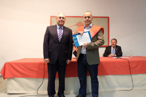 Antonio de la Vega entregó el Premio ‘Fundación Atlantic Copper’.