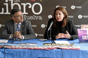 Rueda de prensa en la Feria del Libro. / Foto: José Rodríguez.