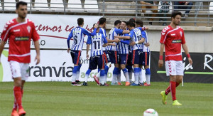 El Recre busca una victoria ante el Melilla que haga aún mejor el triunfo obtenido en Murcia. / Foto: La Verdad de Murcia.