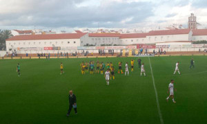 Un punto insuficiente para un San Roque que plantó cara al UCAM Murcia. / Foto: @Aurinegros.