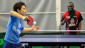 El alevín Ludovico Crespo hizo su debut en la Primera Nacional de tenis de mesa. / Foto: J. L. Rúa.