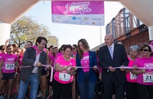 Los representantes de la organización inauguran el evento