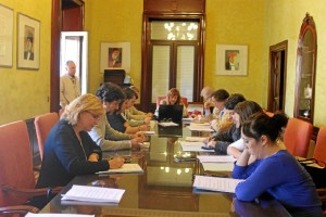 El Ayuntamiento de Huelva ha sorteado este lunes la composición de las mesas electorales .