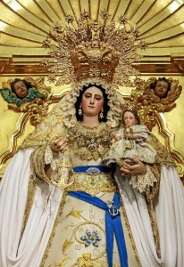 Virgen de la Esperanza de Hinojos.