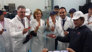 Carmen Ortiz ha visitado las instalaciones de Usisa.