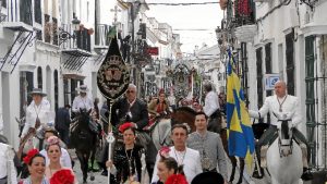 La Hermandad del Rocío de Moguer  ya va camino a la aldea.