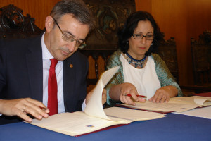 Firma del convenio.