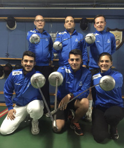 Componentes del Club Esgrima Huelva que toman parte en el torneo en Albolote.