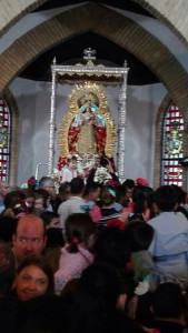 La Virgen en el interior de la ermita.