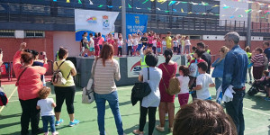 Los asistentes a la clausura pudieron disfrutar de numerosas actividades en un ambiente festivo.