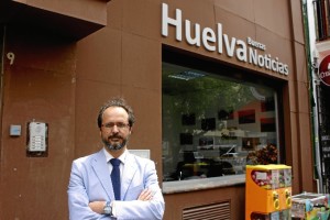 Jesús de la Corte visitó la redacción de Huelva Buenas Noticias. / Foto: José Rodríguez.