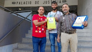 Miembros de la candidatura de Pacma en Huelva.