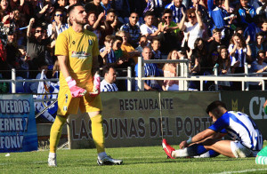 Rubén Gálvez tuvo que intervenir con acierto en varias ocasiones. / Foto: Josele Ruiz.