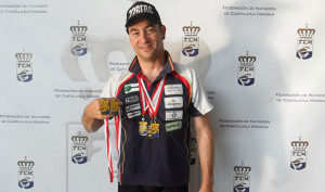 Rubén Gutiérrez, con las medallas obtenidas en Tomelloso.