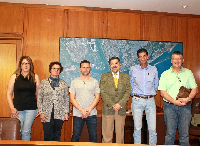 Encuentro institucional celebrado en la sede de la Autoridad Portuaria de Huelva.