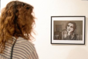 Eduardo Pinto muestra sus fotografías en la Casa Grande de Ayamonte.