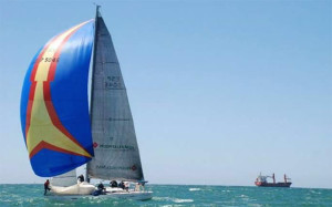 El barco, patroneado por Ramón Rodríguez (CDNPU), hizo dos primeros puestos en la última jornada de la regata.