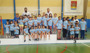 Un momento de la entrega de premios a los jóvenes deportistas de Cartaya.