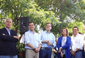 Mariano Rajoy junto a Juanma Moreno y Fátima Báñez en Santa Olalla del Cala.