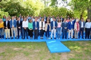 Presentación de la candidatura del PP de todas las provincias andaluzas, en un acto celebrado en Sevilla con Juanma Moreno.