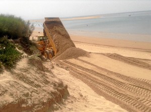 Obras en la playa de El Portil.